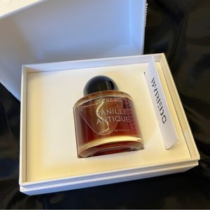 Gifted for birthday, no proof of purchase. Sprayed only twice. 50ml